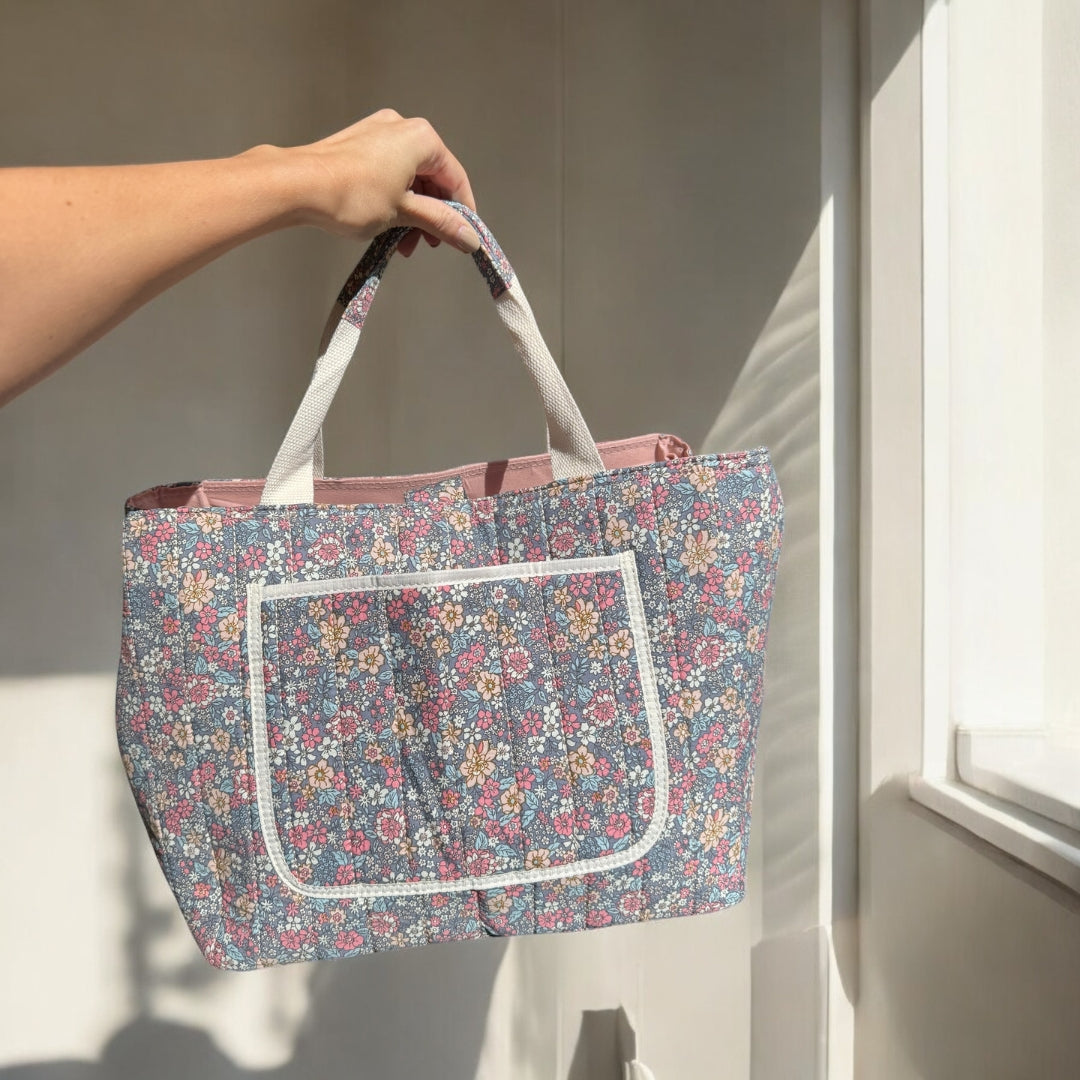 Blomstertaske – Stilfuld og rummelig hverdagstaske Tote Bag Tech Butik