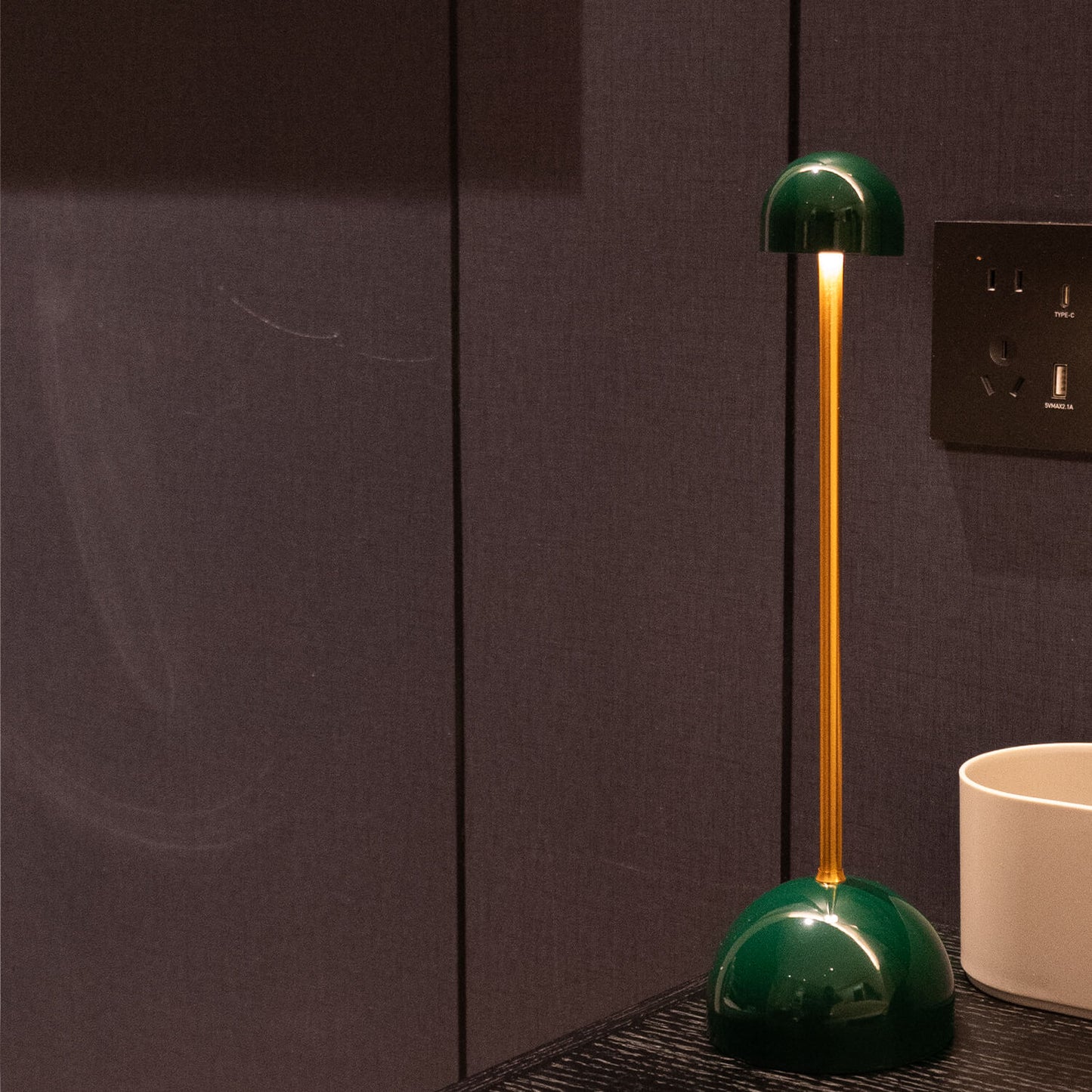 Bærbar Trådløs LED Bordlampe Bordlamper Tech Butik
