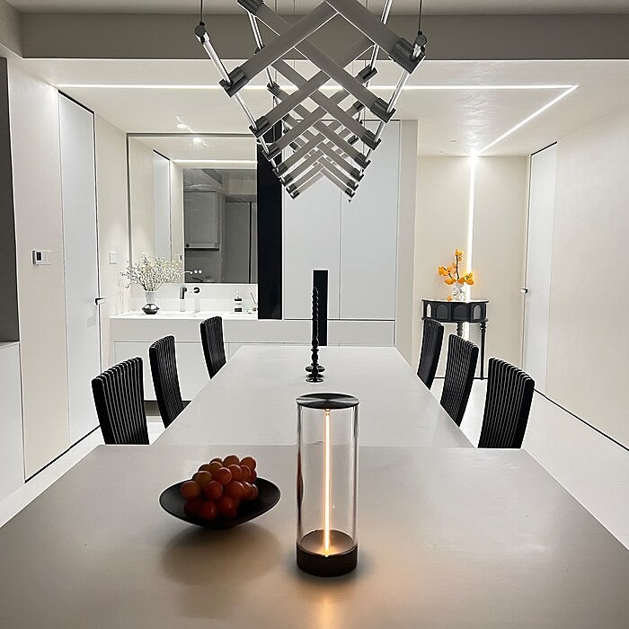 Elegant Bordlampe Med Blødt Lys Til Indendørs Brug Glowline Tech Butik