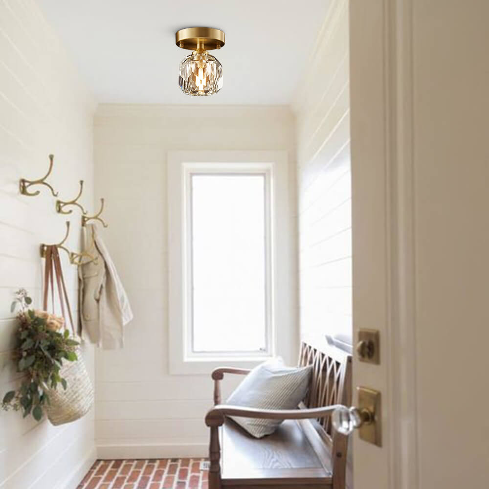 Elegant krystal-indbygget lampe – moderne messingdetalje til stuen Belysning Tech Butik