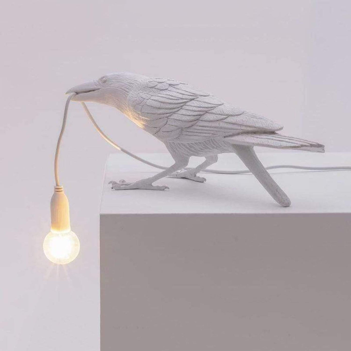 Kunstnerisk Fuglelampe – Fortryllende Dekorativt Lys med Moderne Elegance Lamper Tech Butik Hvid Siddende US