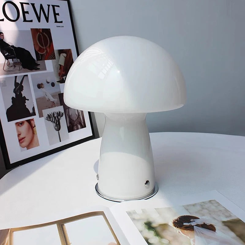 Elegant Mushroomsformet lampe til tidløs hjemmestil Bordlamper Tech Butik