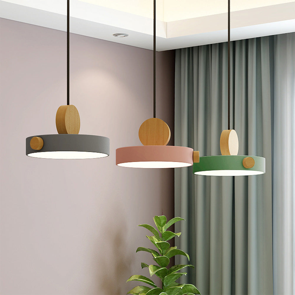 Farverig Mini Loftlampe med Trædetalje Hængelamper Tech Butik