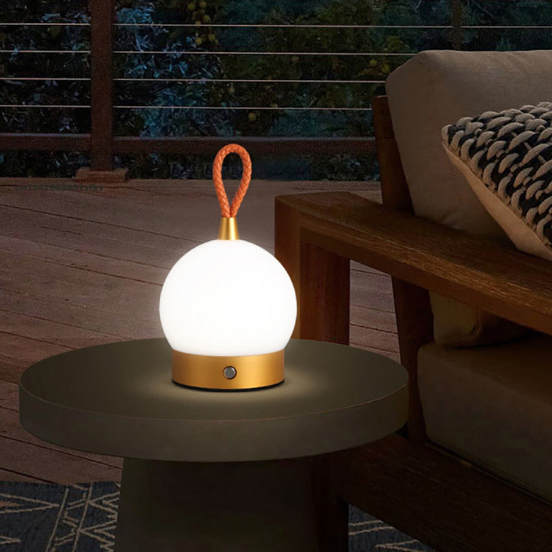 Genopladelig LED Bordlampe til Moderne Rum Bordlamper Tech Butik
