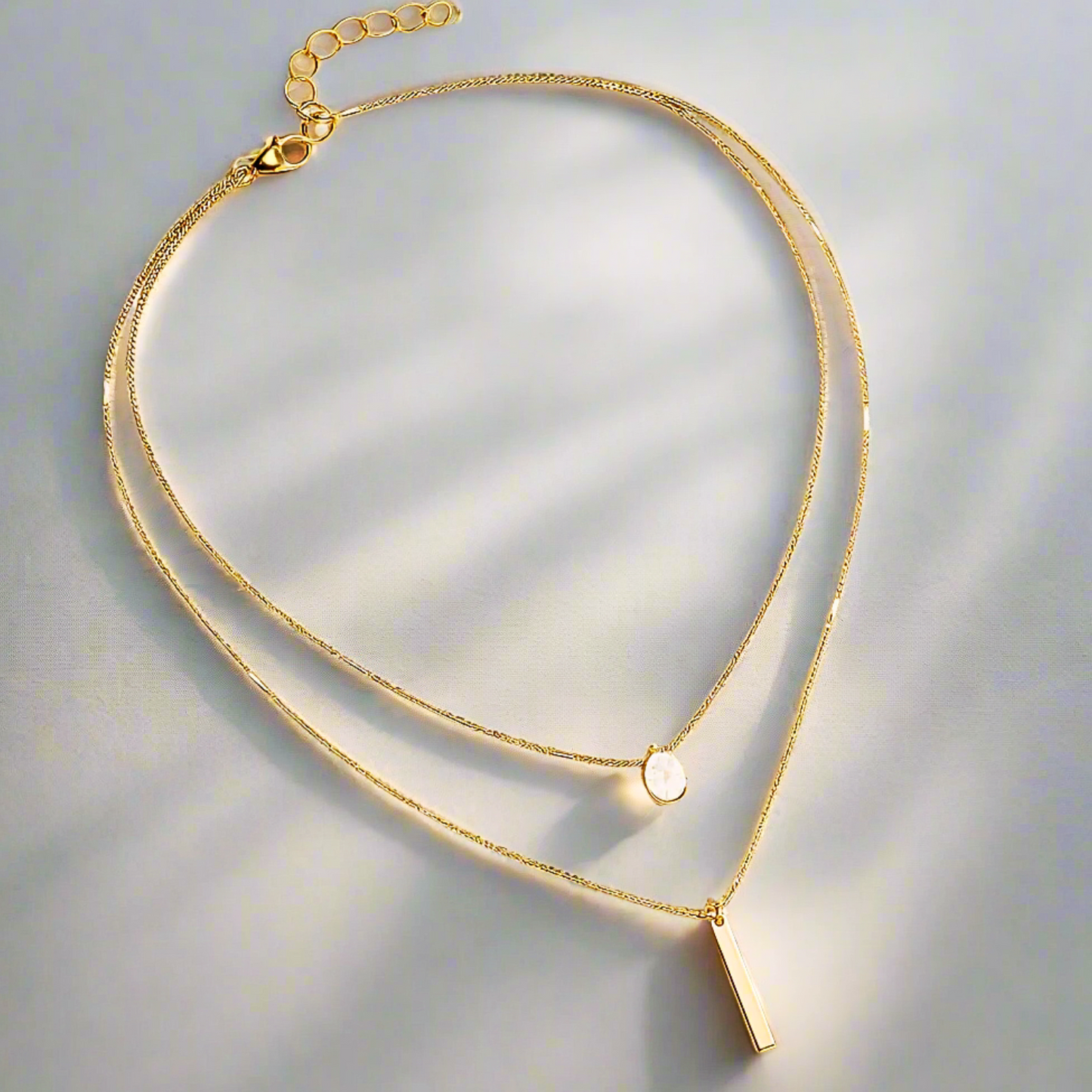 Halskædesæt med Guldvedhæng – Et Strejf af Tidløs Elegance Jewelry Necklace Bar Tech Butik