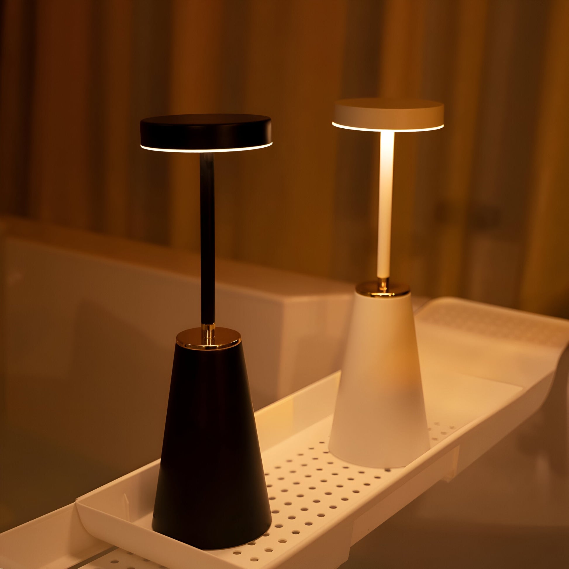 Genopladelig trådløs LED-bordlampe til sengebord eller skrivebord Bordlamper Tech Butik