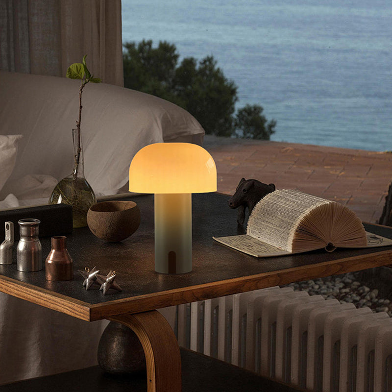 Kompakt LED Bordlampe i Svampeform med Blød Stemningsbelysning Bordlamper Tech Butik