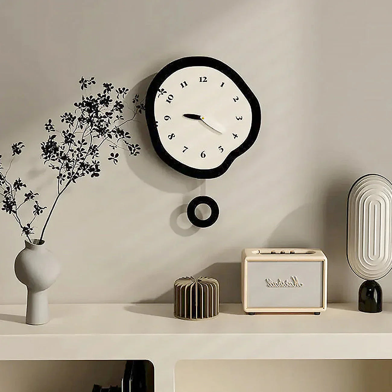 Kunstnerisk Vægur med Pendul til Moderne Indretning Ure Tech Butik