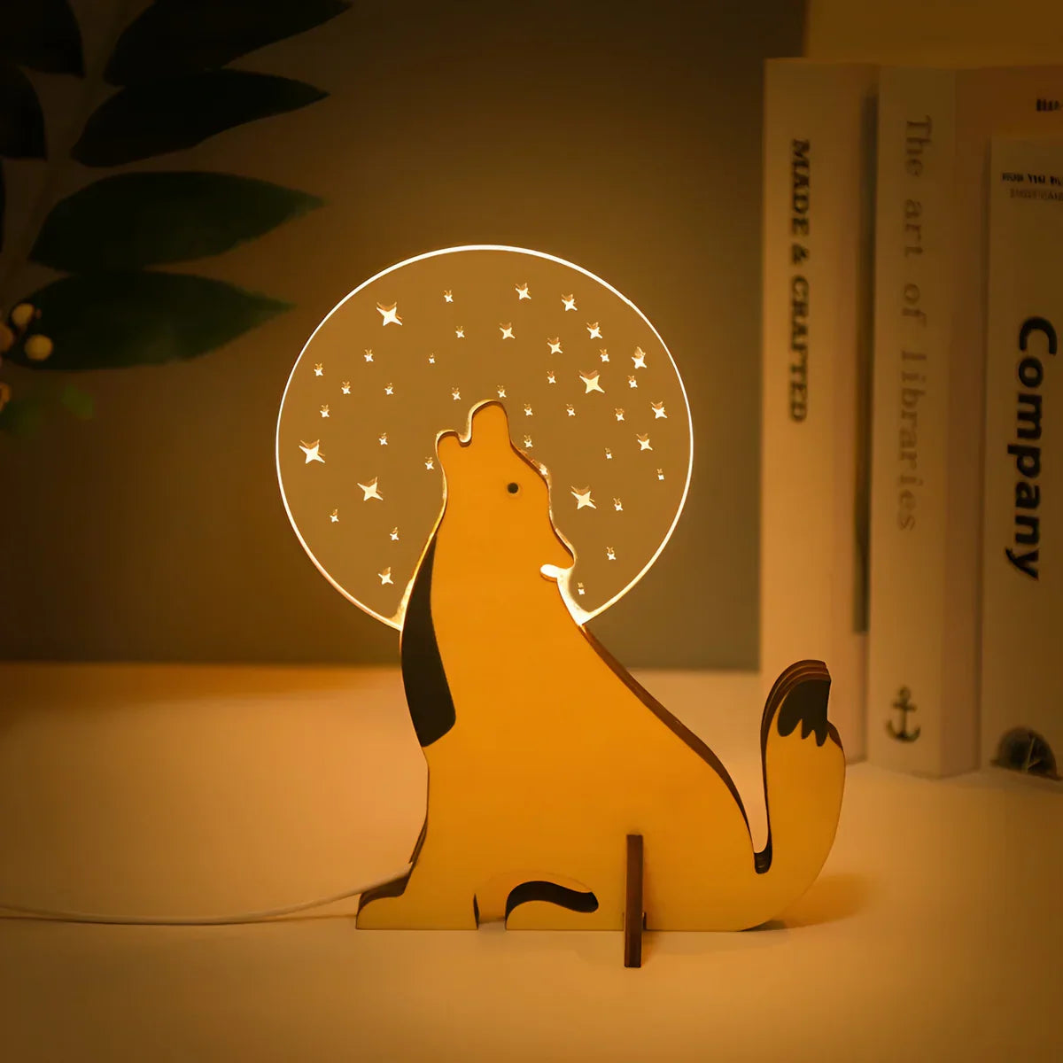 Magisk Natlampe i Træ med Dyremotiver og Blødt LED-Lys Lamp Tech Butik Sirius