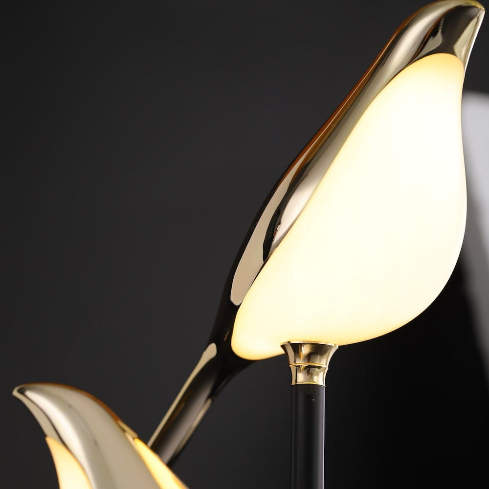 Moderne LED-bordlampe – Postmoderne elegance med gyldent skær Belysning Tech Butik