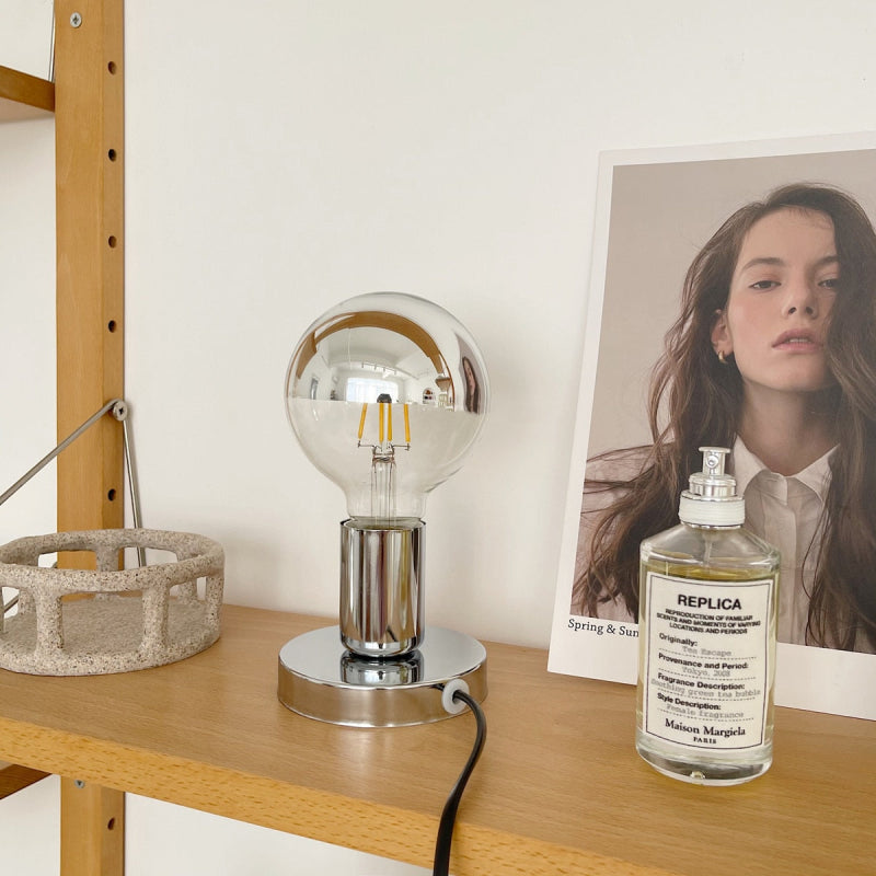 Moderne Essentiel Bordlampe til Daglig Brug Bordlamper Tech Butik
