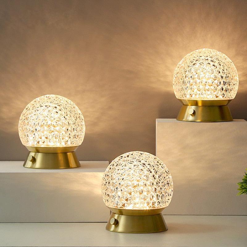 Moderne Krystalinspireret Trådløs LED Bordlampe Stemningsbelysning Tech Butik