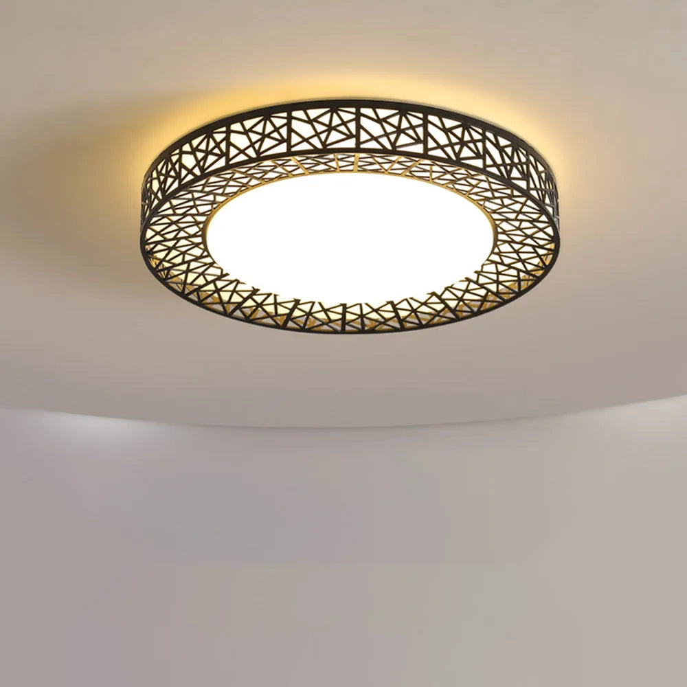 Moderne Rund LED Loftlampe til Hygge og Stil Lamp Tech Butik Sort Dia 40cm x H 10cm Dæmpbar via fjernbetjening