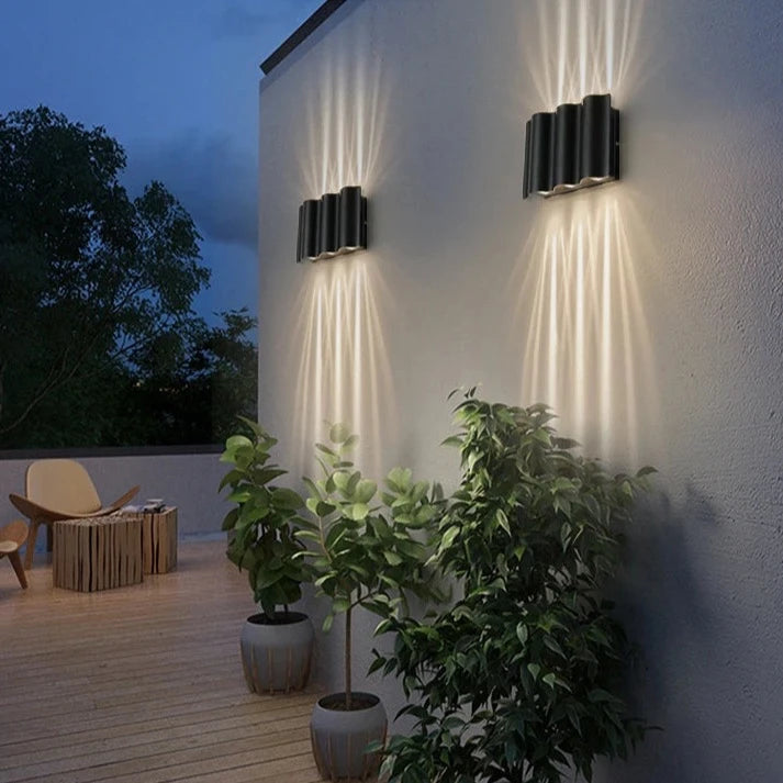 Arc LED Udendørs Væglampe – Vandtæt Bølgedesign Udendørs belysning Tech Butik Kold hvid 6 lyskilder