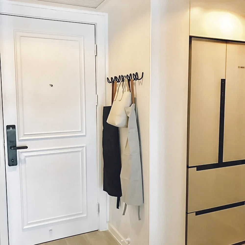 Moderne Væghængt Krogerekke i Smedejern – Stilfuld og Funktionel Organisering Kroge & Krogstænger Tech Butik