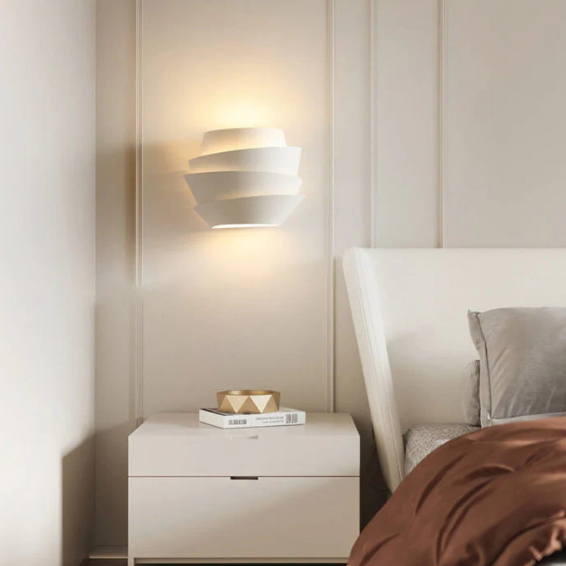 Nord Glow Skandinavisk Væglampe med Dobbelt Lyskilde Væglampe Tech Butik