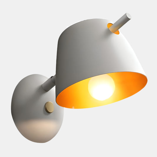 Nordisk Mat Væglampe i Metal med Hatinspireret Design Væglamper Tech Butik Hvid