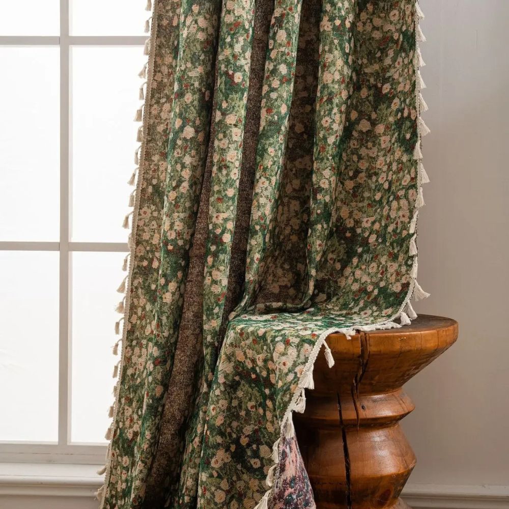 Ditsy Blomster Gardin med Frynser | Vintage Elegance med Boheme-Charme Gardinstænger og tilbehør Tech Butik