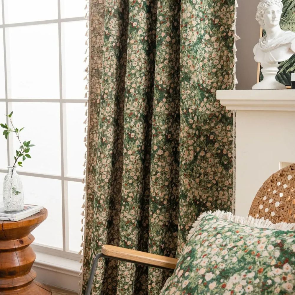 Ditsy Blomster Gardin med Frynser | Vintage Elegance med Boheme-Charme Gardinstænger og tilbehør Tech Butik