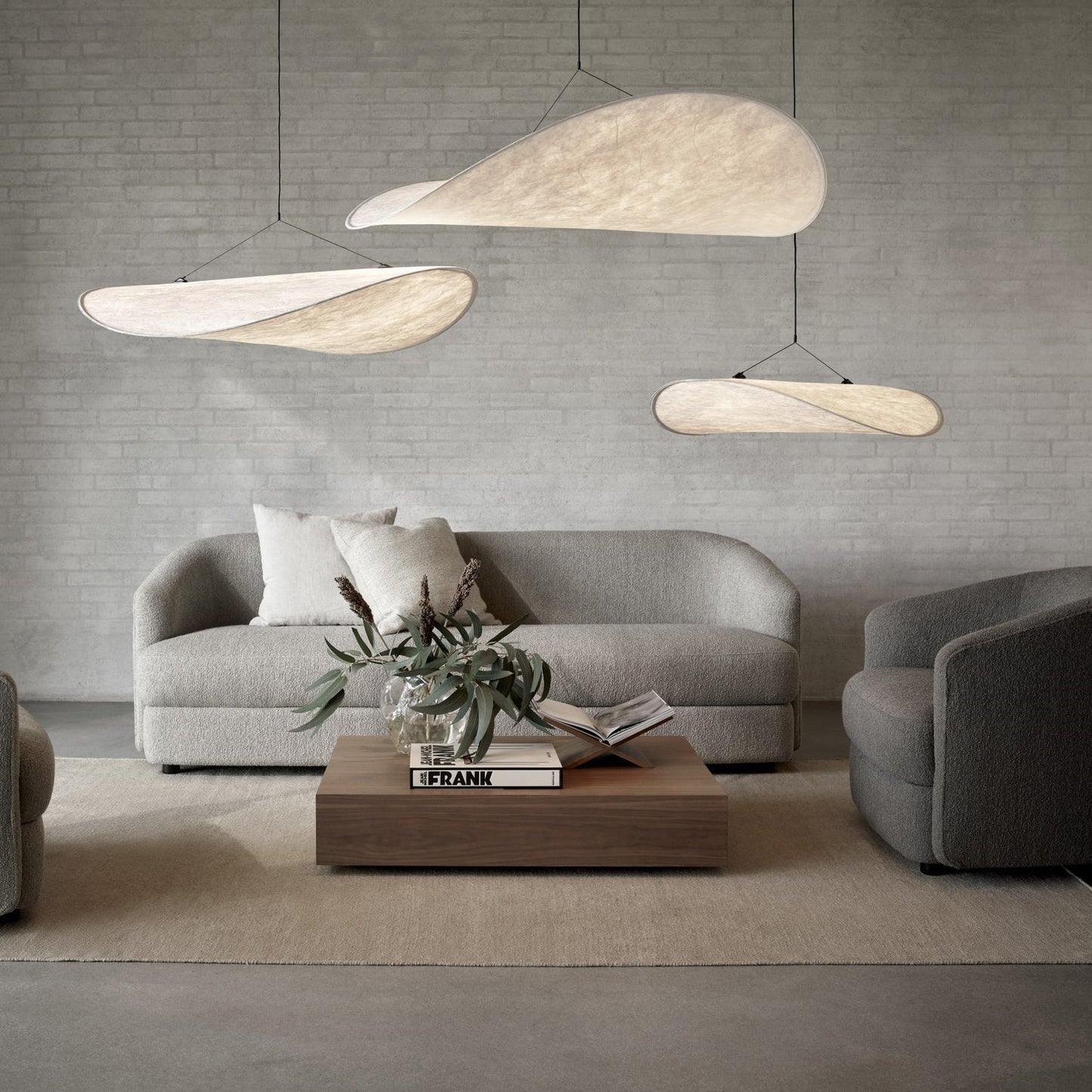Skyinspireret Moderne Loftslampe til Elegante Rum Pendellampe Tech Butik