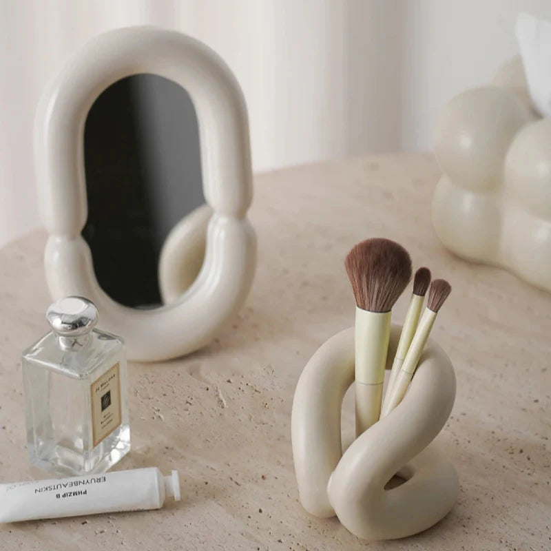 Skulpturel Knudeholder til Badeværelse og Makeupbord Holder Tech Butik