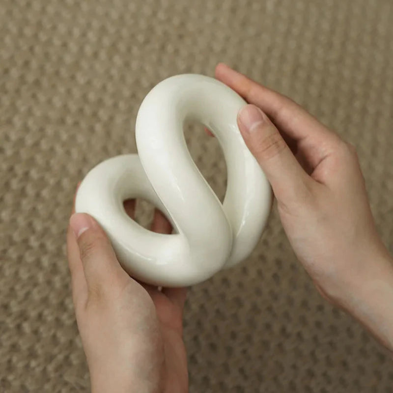 Skulpturel Knudeholder til Badeværelse og Makeupbord Holder Tech Butik