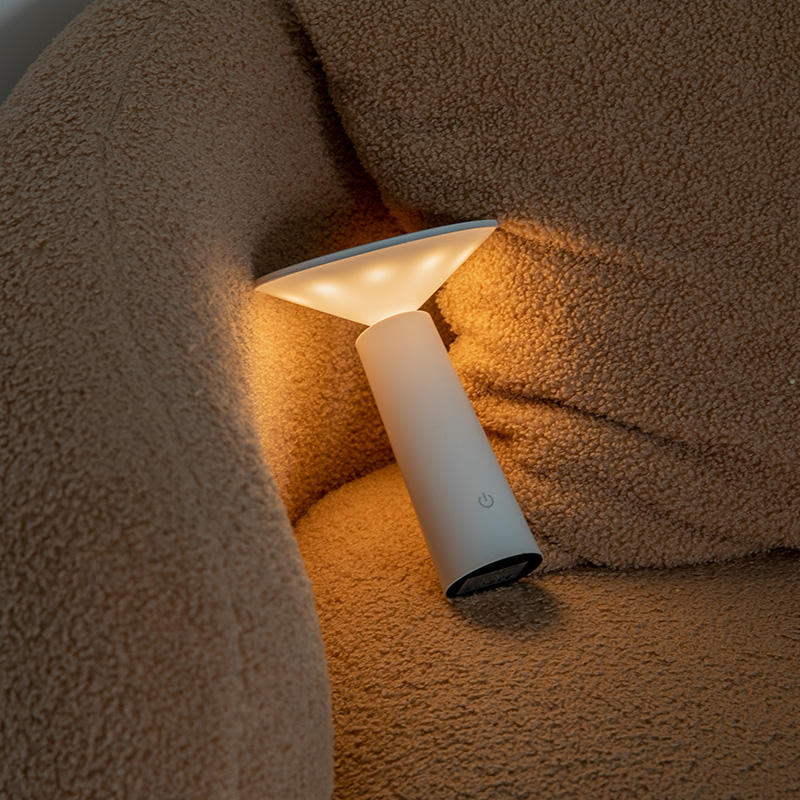 Stilfuld Genopladelig Roterbar LED Bordlampe til Moderne Hjem Bordlamper Tech Butik