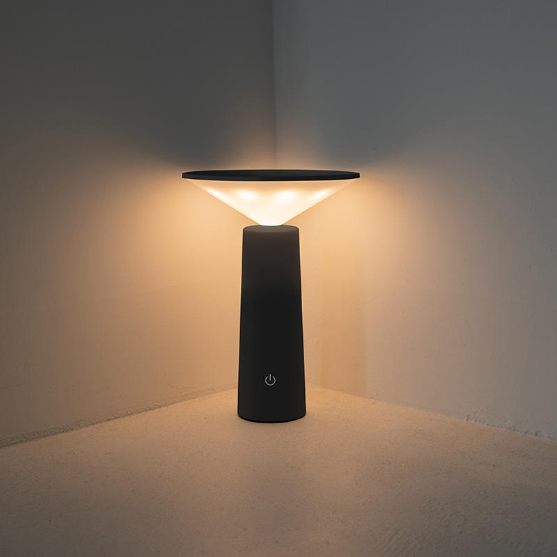 Stilfuld Genopladelig Roterbar LED Bordlampe til Moderne Hjem Bordlamper Tech Butik