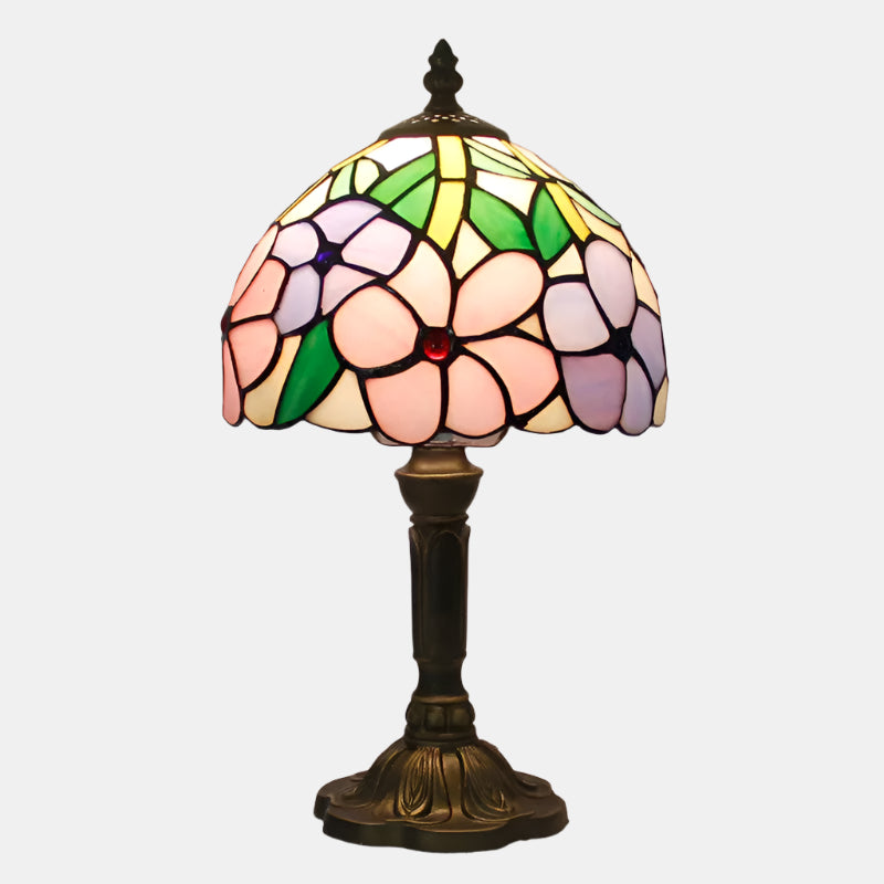 Tiffany-inspireret bordlampe i farvet glas til et levende arbejdsmiljø Bordlampe Tech Butik D