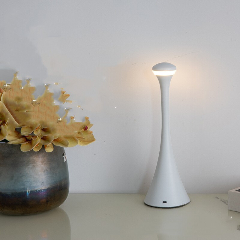 Trådløs Moderne Bordlampe med Genopladeligt Design Bordlamper Tech Butik Hvid