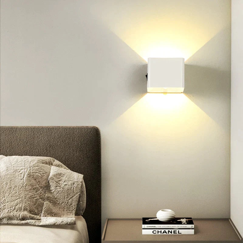 Trådløs Væglampe med Justerbar Dobbeltstråle Lamp Tech Butik Hvid