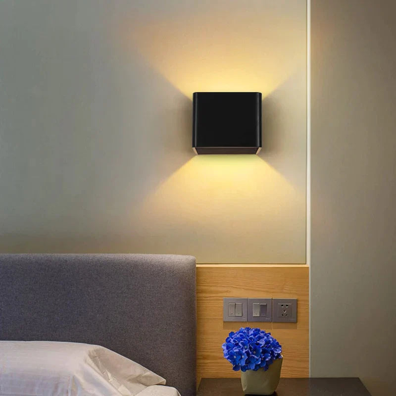 Trådløs Væglampe med Justerbar Dobbeltstråle Lamp Tech Butik