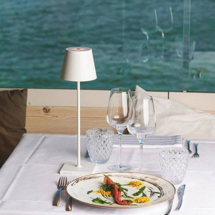Trådløs genopladelig nordisk bordlampe til hyggelig atmosfære table lamp Tech Butik Hvid
