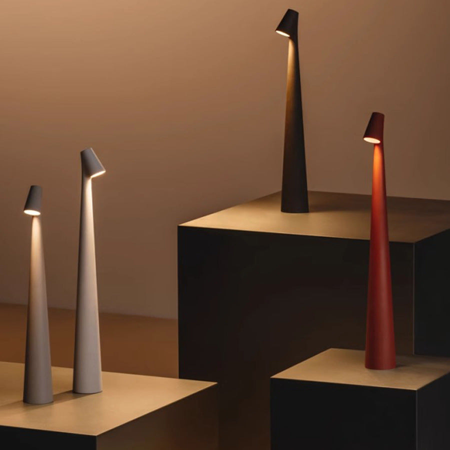 Nordisk Minimalistisk Trådløs LED Läslampa – Genopladelig Bordlampe til Læsning & Spisning Bordlamper Tech Butik