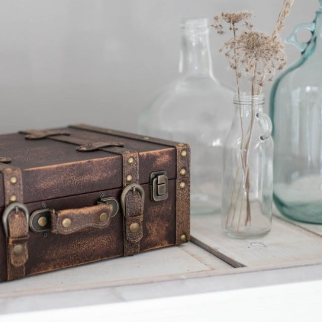 Vintage Trækuffert Med Retro Design Trækasse Tech Butik