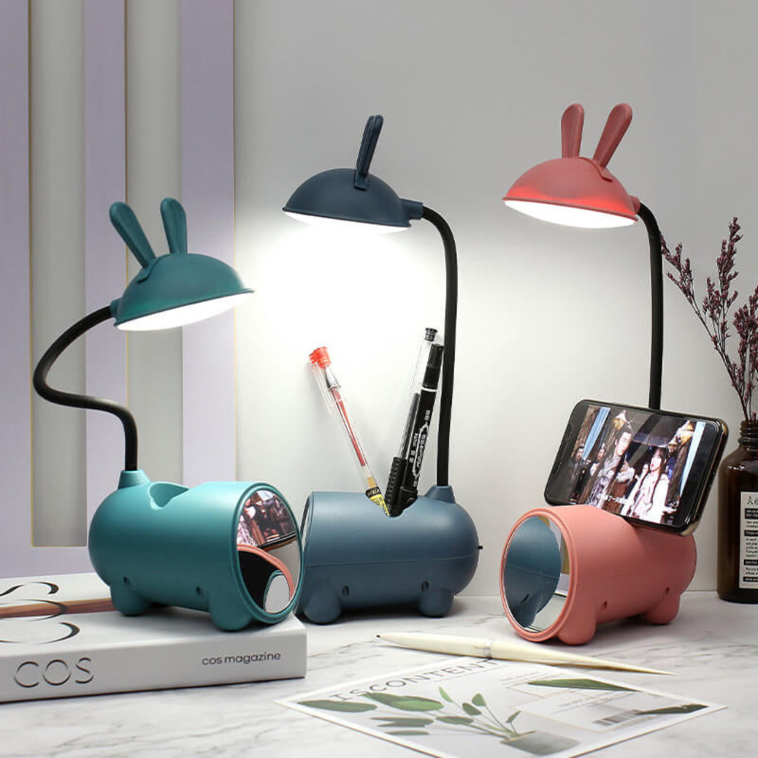 Kreativ LED Bordlampe med Penneholder – Funktionel og Stilfuld Belysningsløsning til Skrivebordet Table lamp Tech Butik