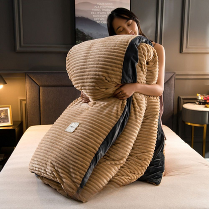 Hyggelig Fleece Dyne til Varme og Afslappende Nætter Dyne Tech Butik Beige 150x200cm inkl. 2 pudevår