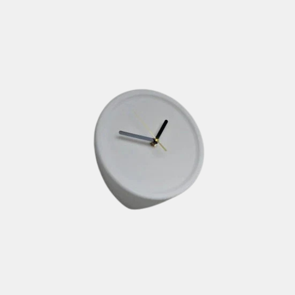 Minimalistisk Nordisk Hjørne-Vægur – Støjsvagt Analogt Design Wall Clocks Tech Butik Stil 1