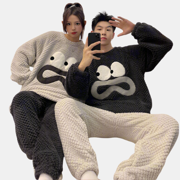 Matchende Varmt Pyjamasæt til Par – Blødt og Komfortabelt Nattøj Couple Sleepwear Tech Butik