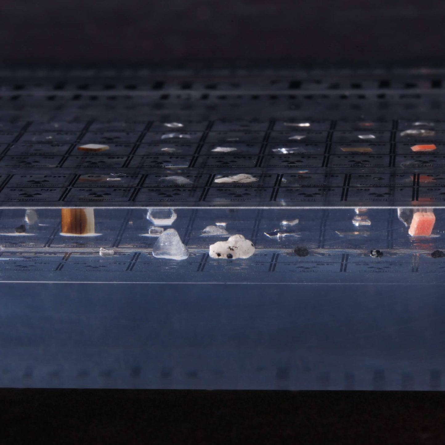 Periodesystem med Ægte Grundstoffer – En Fantastisk Fusion af Videnskab og Kunst Tech Butik