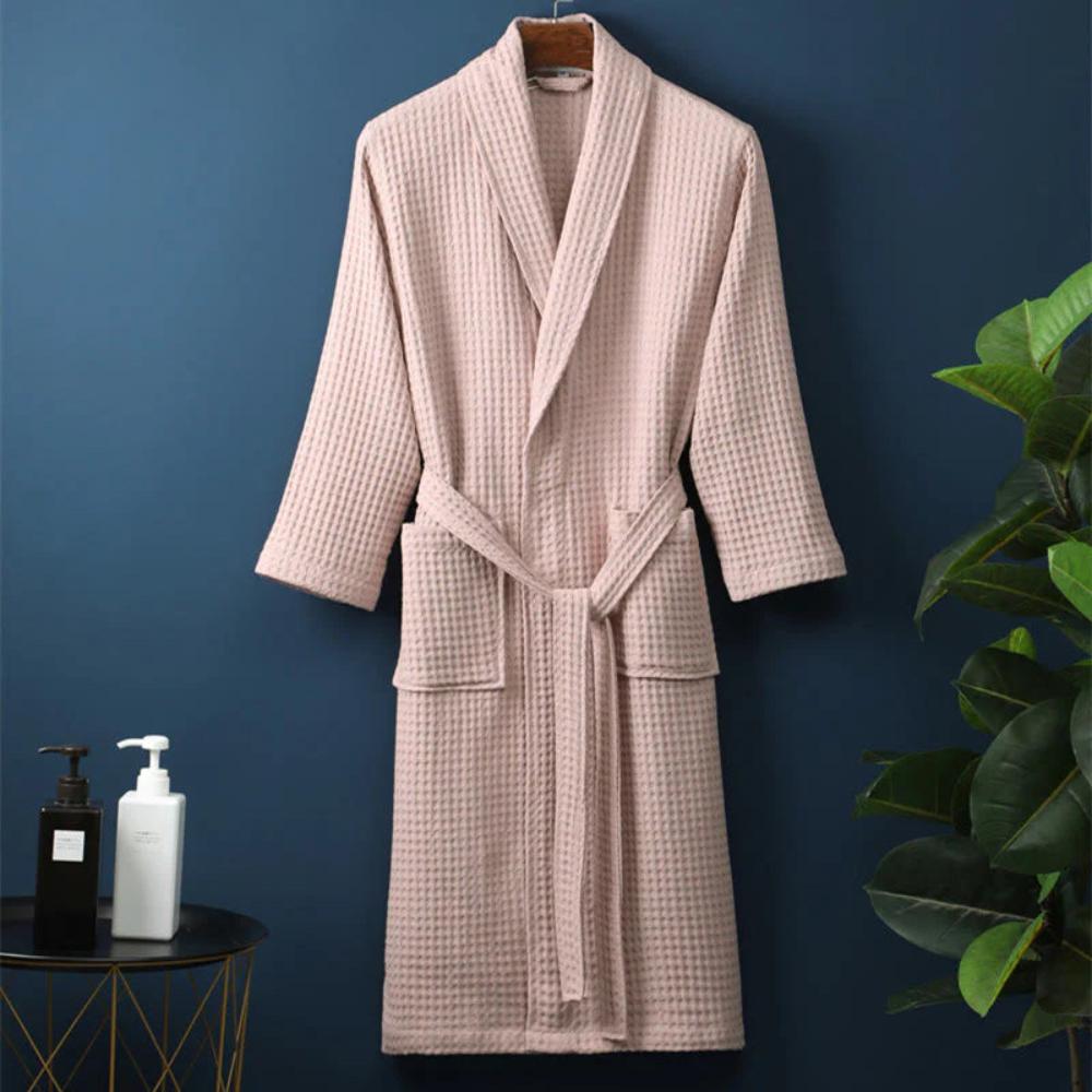 Waffelbadekåbe med V-udskæring – Den Perfekte Kombination af Stil og Komfort Bathrobe Tech Butik Lyserød M