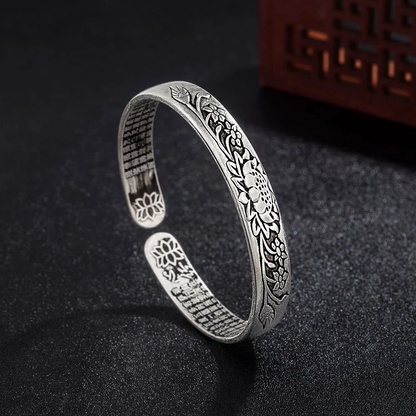Serenity Lotus Sølvarmbånd – Elegant Smykke der Inspirerer Indre Fred Jewelry Tech Butik