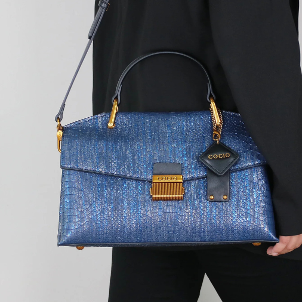 Taske med Slangetryk – Elegant Struktur og Moderne Design Tasker Tech Butik