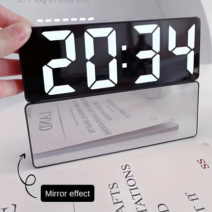 Digital LED Spejl Vækkeur – Elegant Ur med Klar Skærm og Smarte Funktioner Clocks Tech Butik