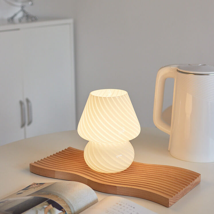 Moderne Bordlampe i Svampeform – Hyggelig og Dekorativ Belysning Lamps Tech Butik