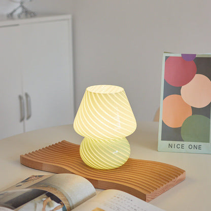 Moderne Bordlampe i Svampeform – Hyggelig og Dekorativ Belysning Lamps Tech Butik