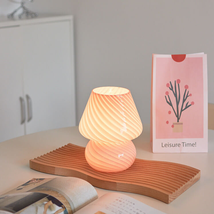Moderne Bordlampe i Svampeform – Hyggelig og Dekorativ Belysning Lamps Tech Butik