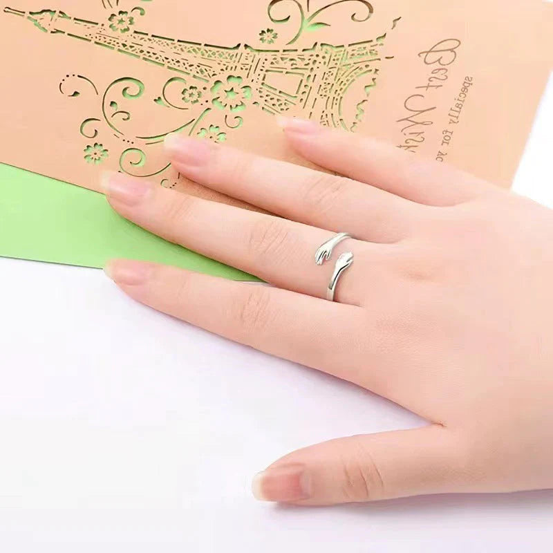 Klemring – Justerbar Ring med Symbolsk Design og Følelsesmæssig Betydning sandsberg20260627 Tech Butik
