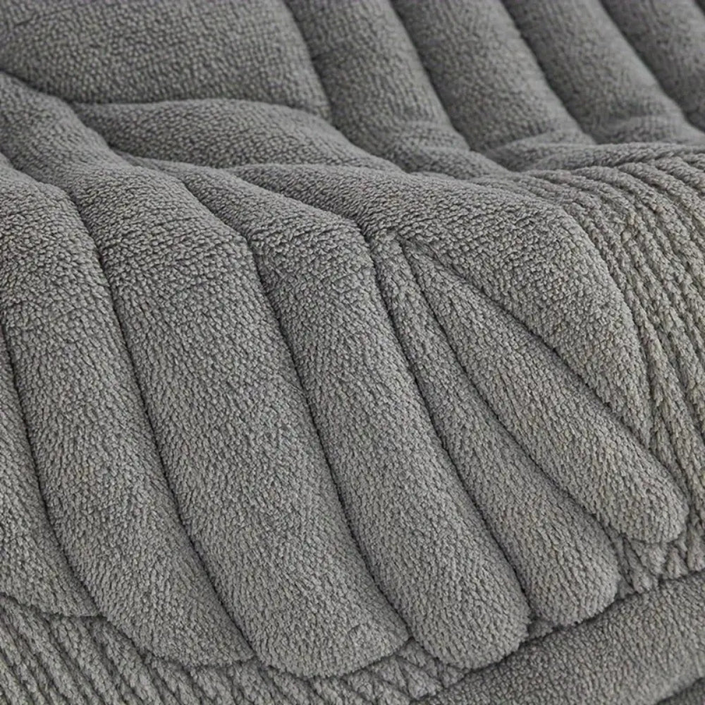 Lænestolsbetræk med Bladmønster – Stilfuld Beskyttelse til Din Yndlingsstol Tech Butik