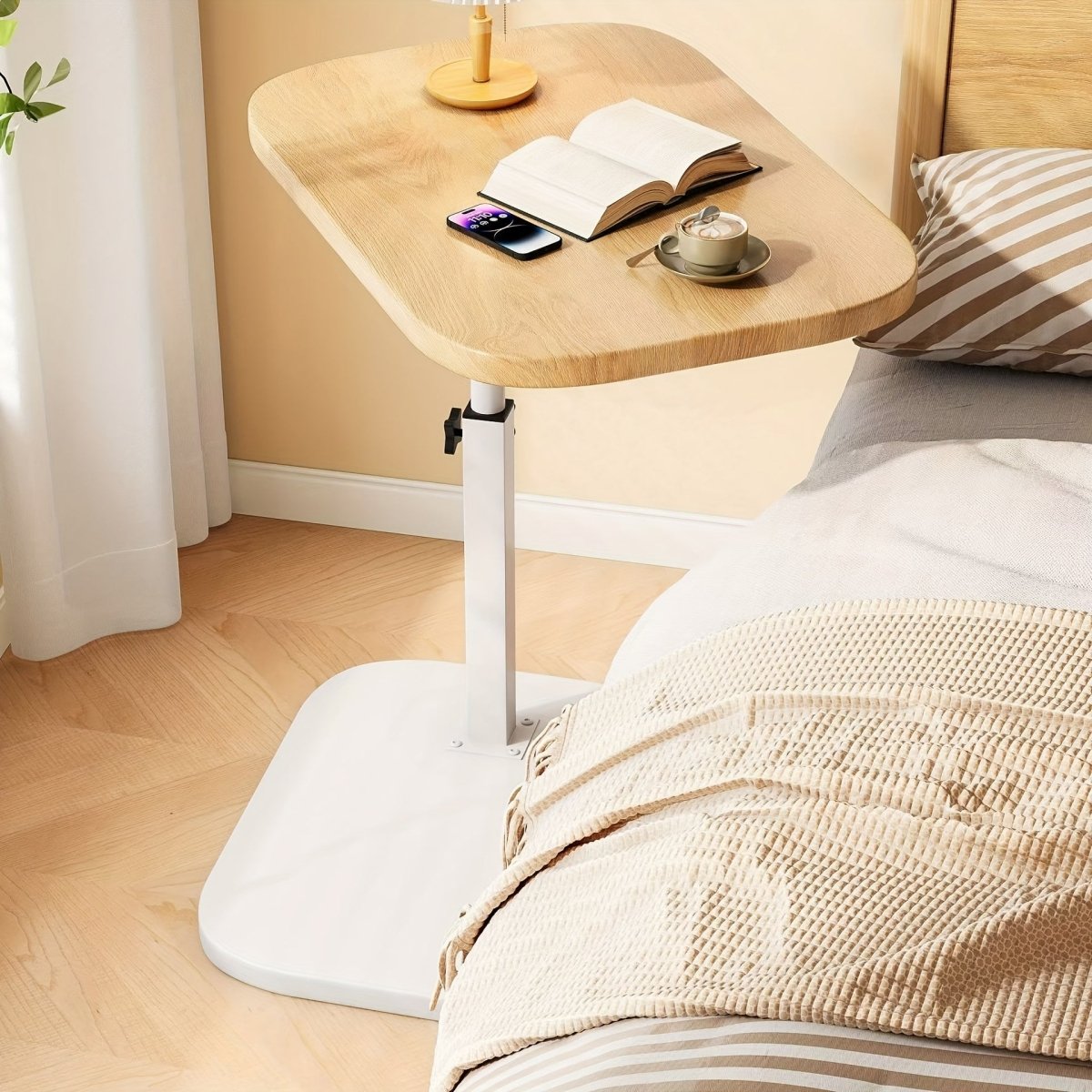 Justerbart Træ Sidebord – Slank Metalramme til Soveværelse & Stue Home Accessories Tech Butik